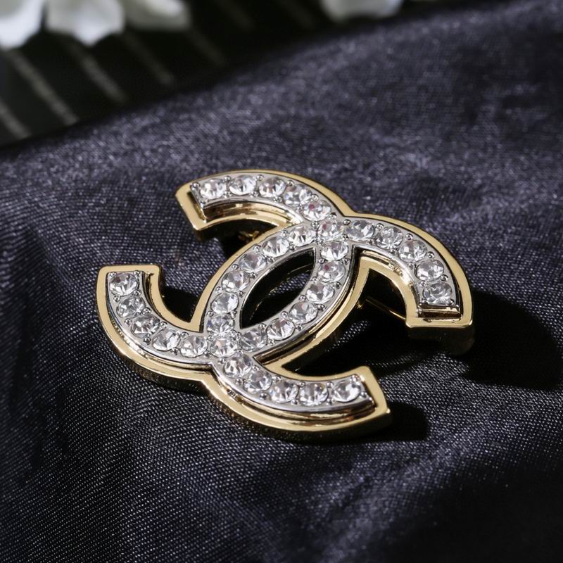 Chanel Brooch 08yxq08